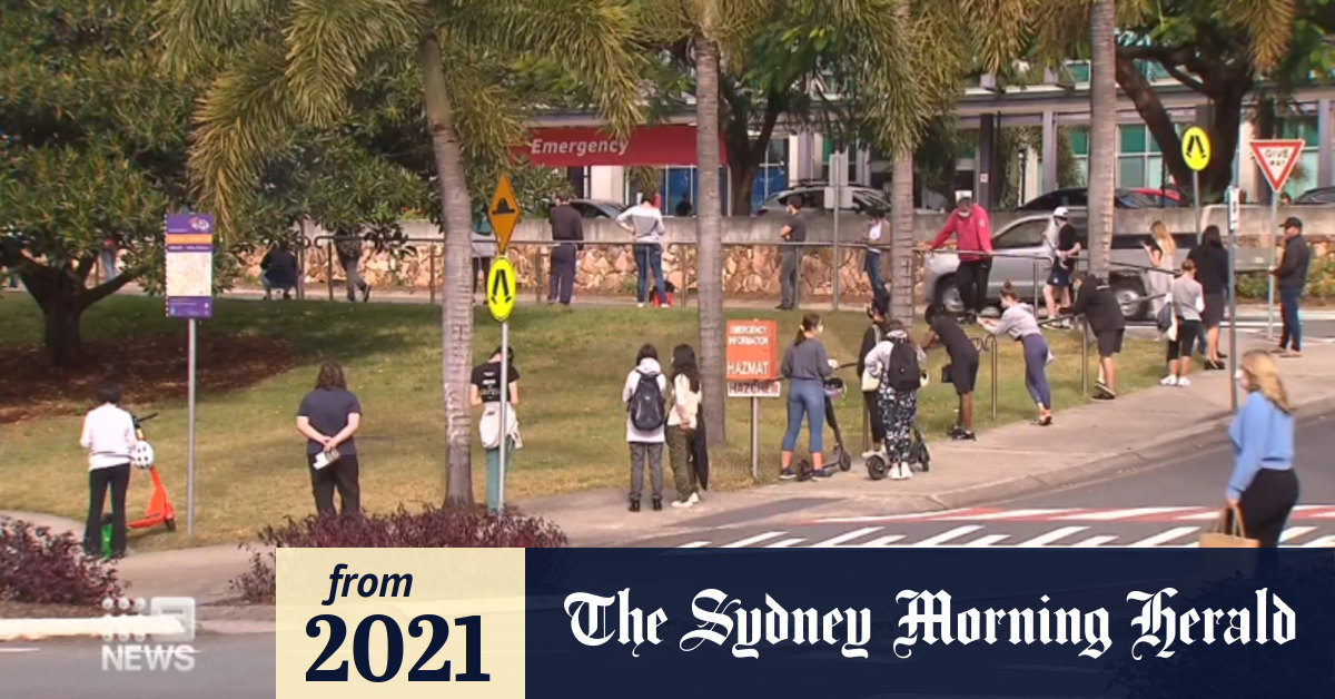 Video More restrictions, mask mandate announced for Queensland